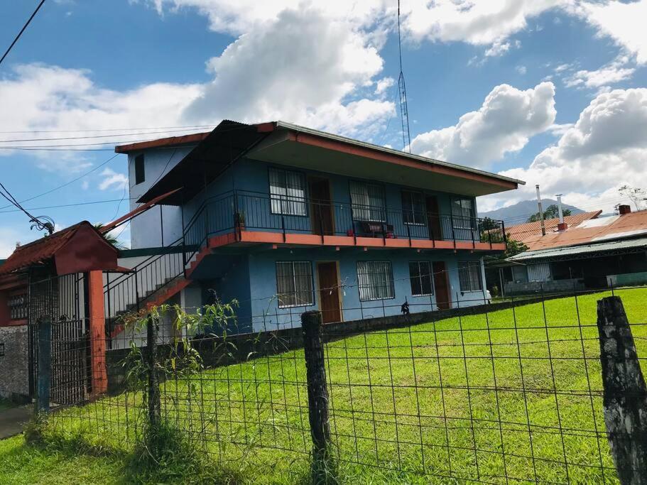Апартаменты Apartamento Vista Al Arenal Ла Фортуна Экстерьер фото