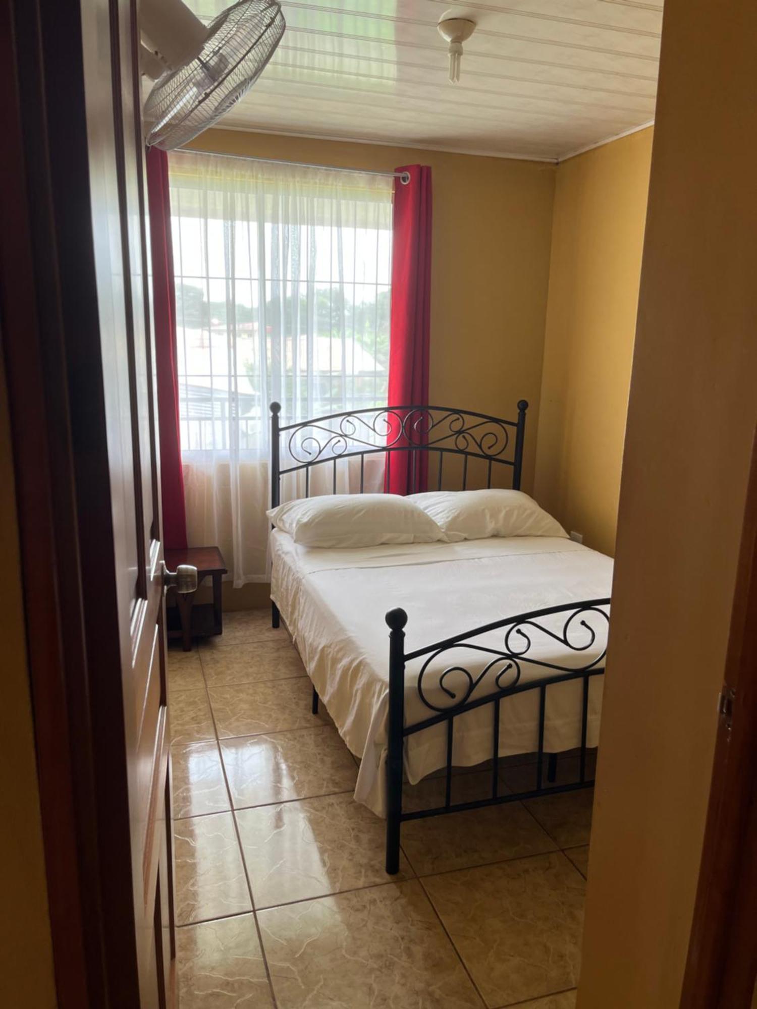 Апартаменты Apartamento Vista Al Arenal Ла Фортуна Экстерьер фото
